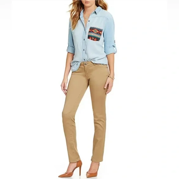 Celebrity Pink Basic Skinny Pants - Picture 1 of 8